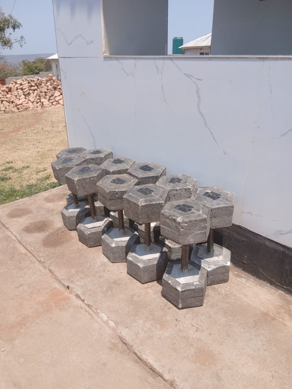 Mukajam concrete dumbbells